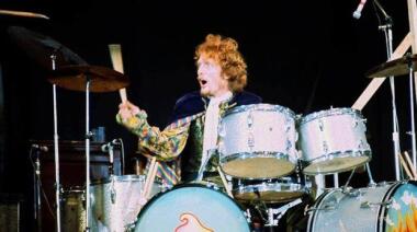 El lado oscuro de Ginger Baker, el baterista más temido de la historia del rock