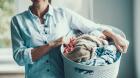 Clasificar la ropa sucia para una colada perfecta