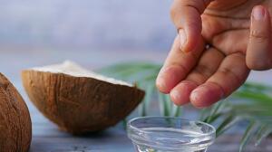 Los mejores aceites de coco para hidratar y reparar tu cabello