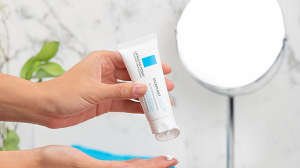 Calma y nutre tu piel con Cicaplast Baume B5+ de La Roche Posay y disfruta de un descuento del 13% en Primor