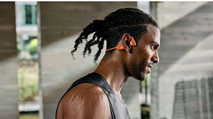 Escuchar música sin presión en el oído: los SHOKZ de conducción ósea que arrasan entre runners
