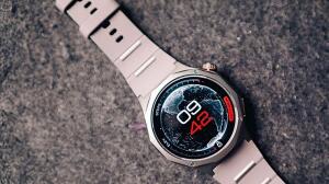Este reloj de titanio dura 5 días en modo inteligente y cae un 16%: OPPO Watch X3 con Wear OS