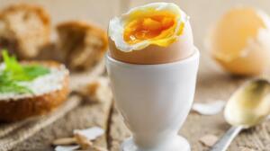 Estos son los peligros de la dieta del «huevo duro»