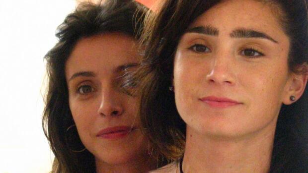 Hermanas (2005) Película - PLAY Cine