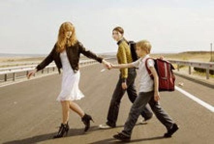 Home ¿Dulce Hogar? 2008 Película Completa En Español Latino Home, ¿dulce hogar? (2008) Película - PLAY Cine